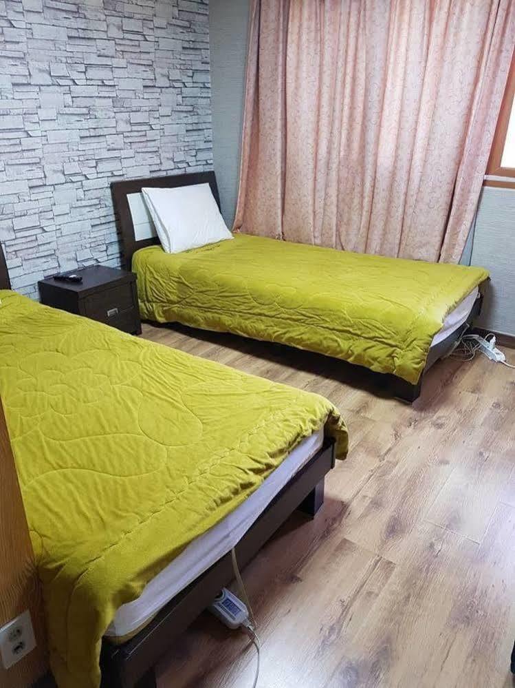 بيونغتشانغ فندق جرين آند بلو المظهر الخارجي الصورة